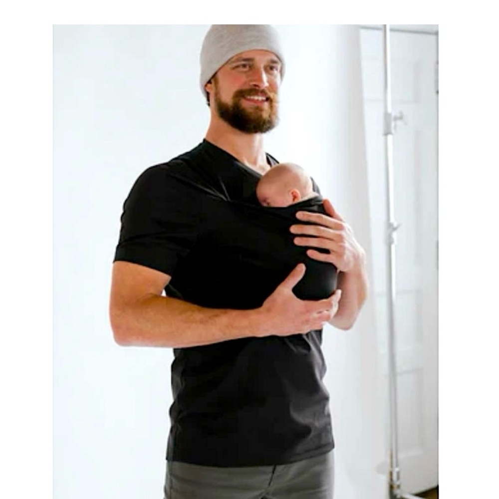 Men's Black Short Sleeve Shirt